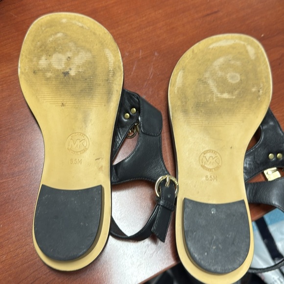 Michael kors sandals size 6.5 // 082007 - Picture 2 of 2